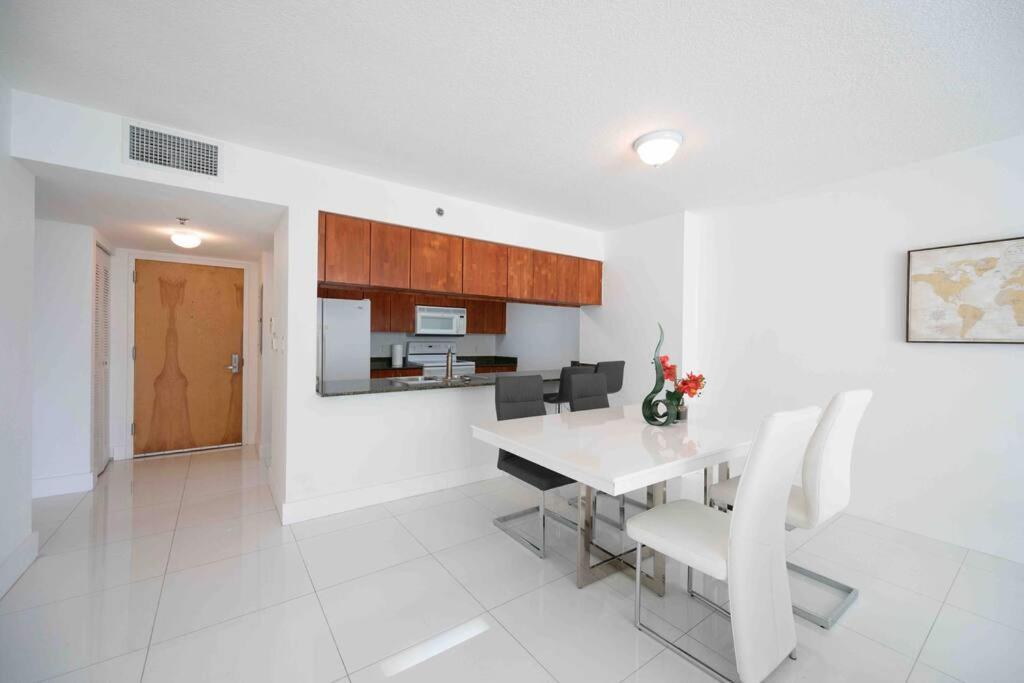 Luxurious 1 Bed Apartment In Brickell • Ocean View Miami Extérieur photo